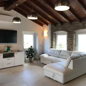 Apartment Casa Isabelle, La Spezia