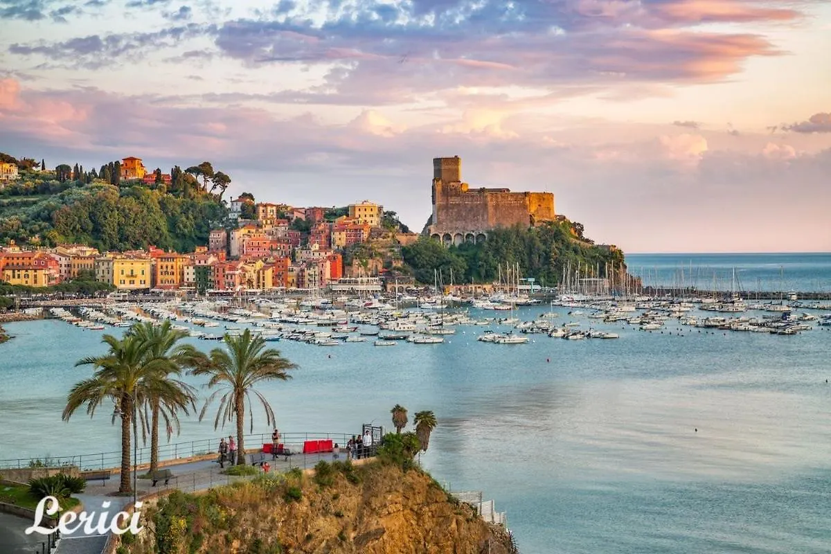 Apartment Tommy Guest House La Spezia Italy